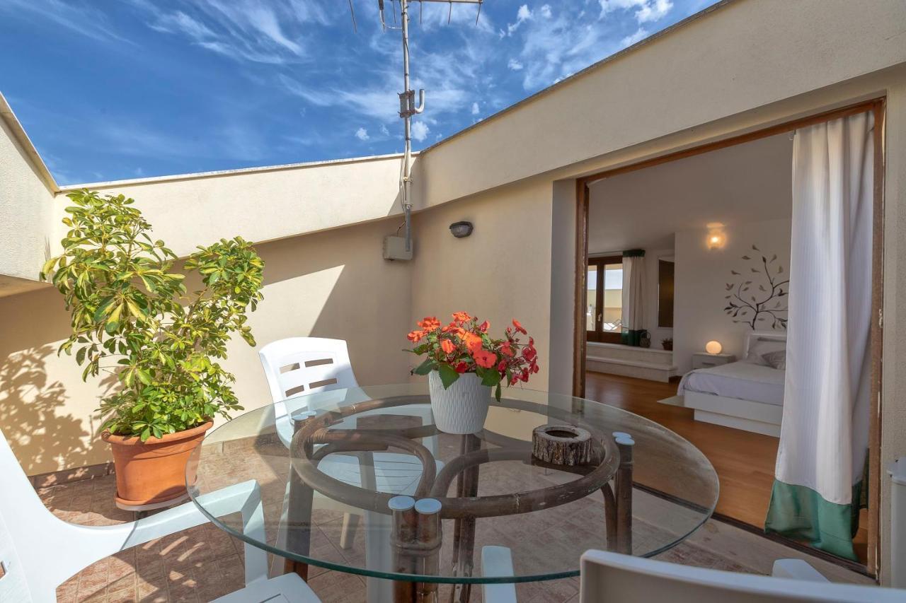 Sardinia Guest House 奥尔梅多 外观 照片