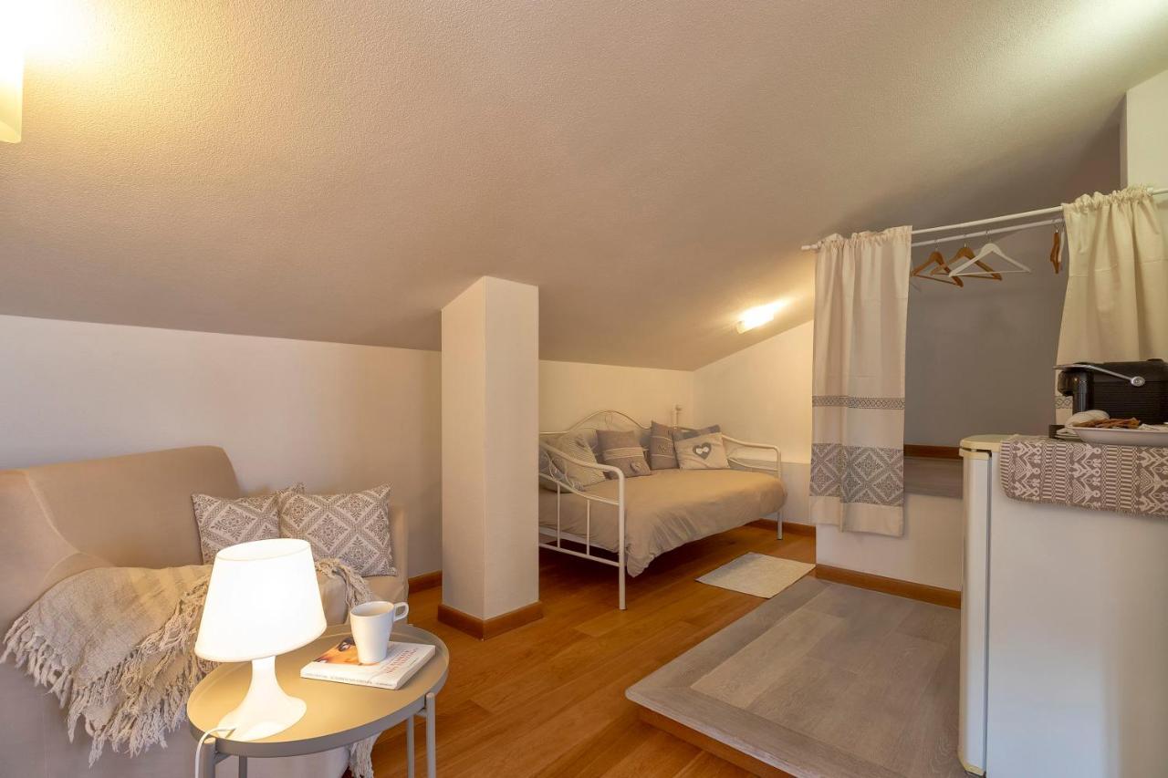 Sardinia Guest House 奥尔梅多 外观 照片