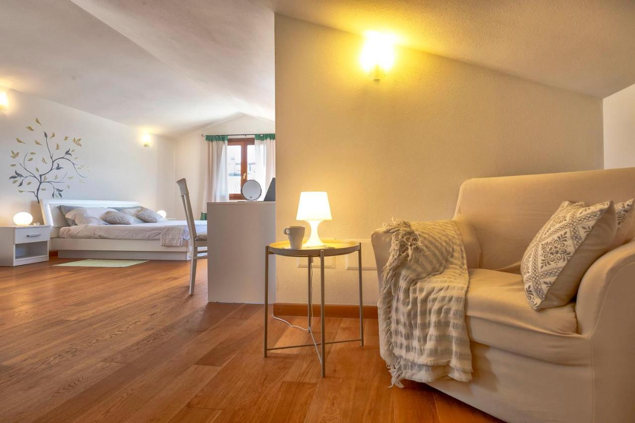 Sardinia Guest House 奥尔梅多 外观 照片