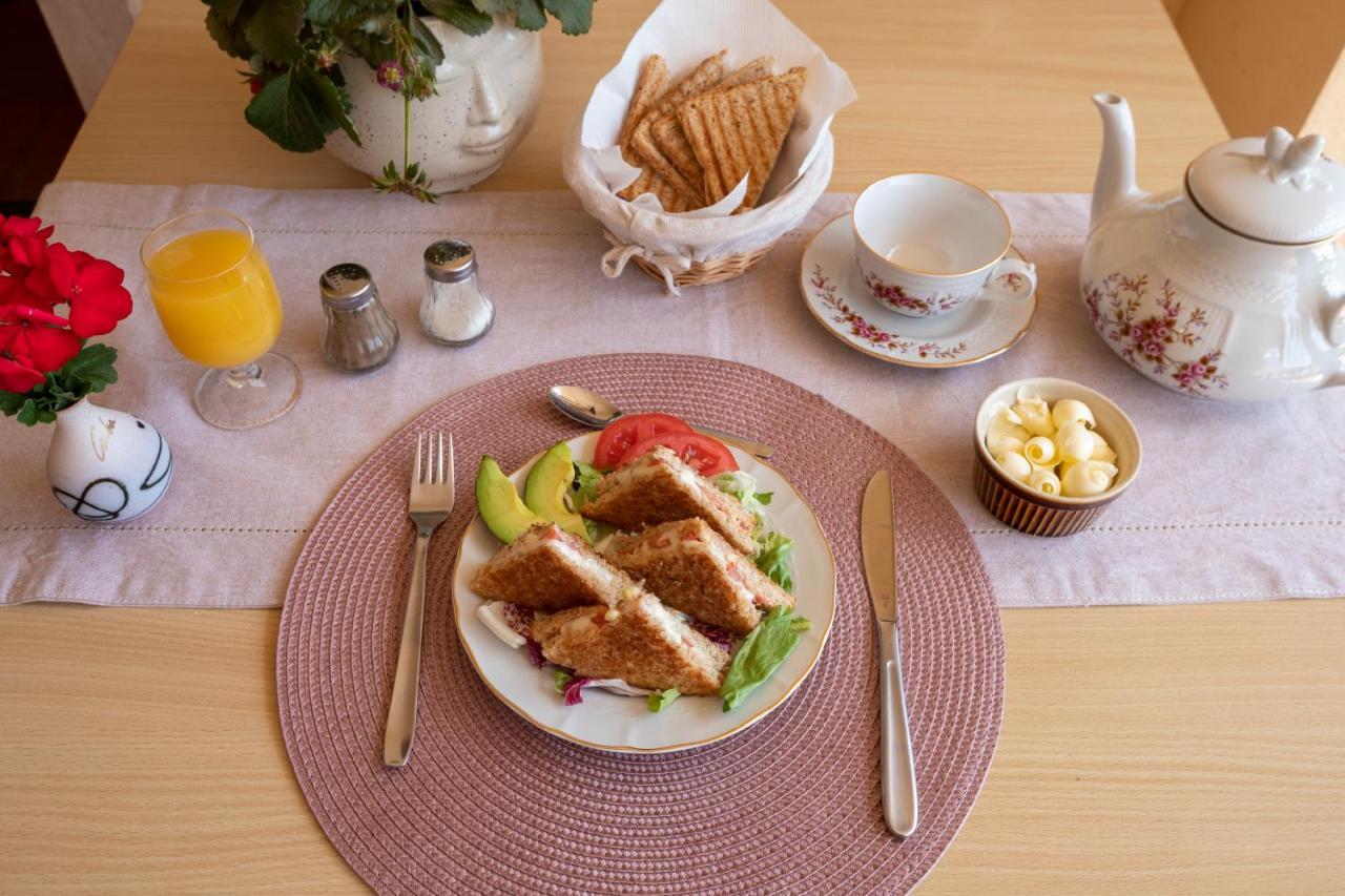 Sardinia Guest House 奥尔梅多 外观 照片