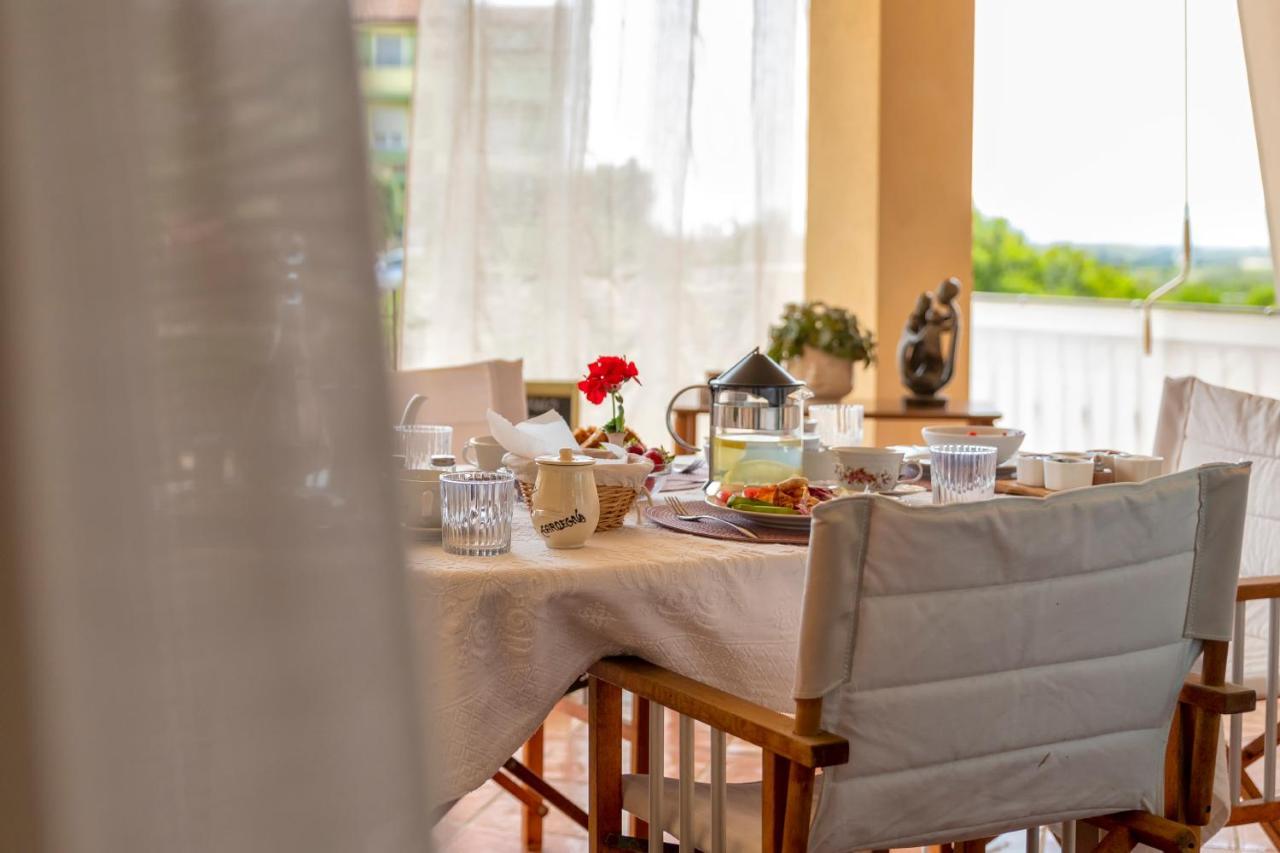 Sardinia Guest House 奥尔梅多 外观 照片