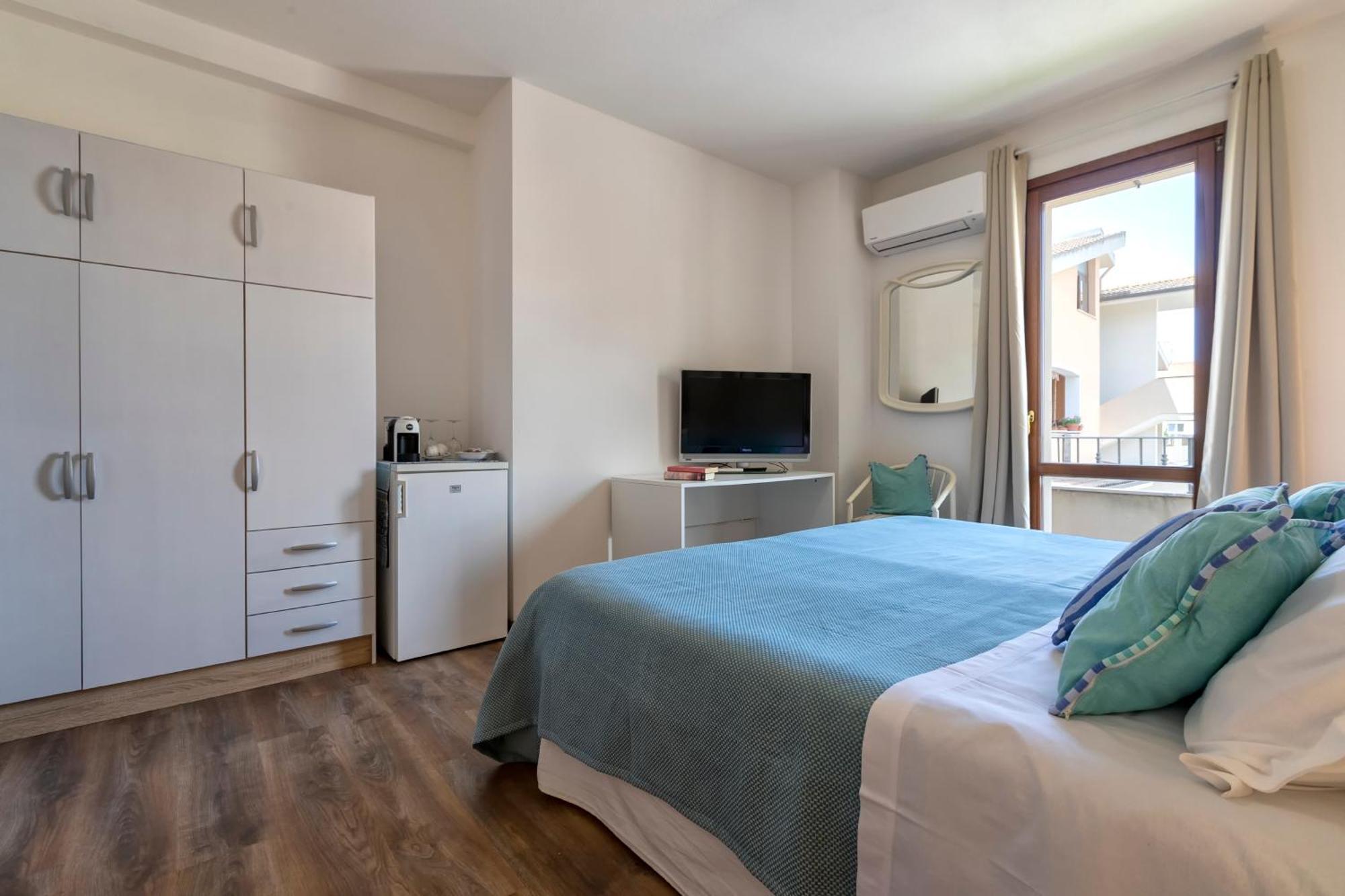 Sardinia Guest House 奥尔梅多 外观 照片